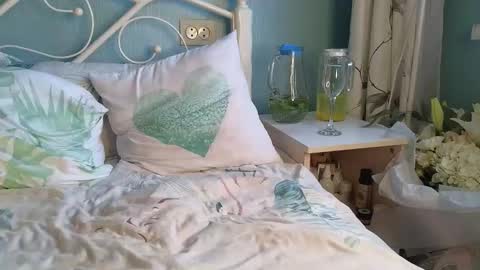 Liliya online show from October 3, 2025, 3:58 am