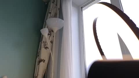 Liliya online show from November 11, 2025, 7:52 am