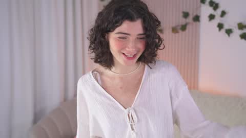 Elizabeth brunette -- Darline blonde  online show from December 11, 2024, 7:09 am