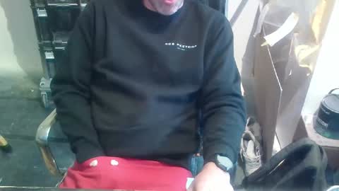 Snapshot of youmepleasure chatting on December 2, 2024, 11:34 am Playtime online show from December 2, 2024, 11:34 am