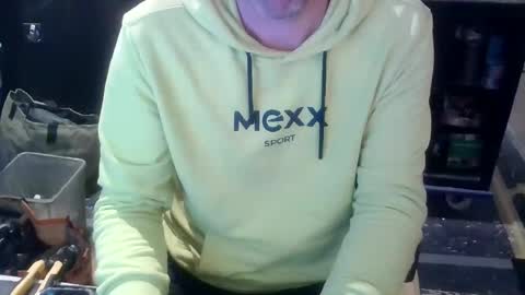 Snapshot of youmepleasure chatting on January 4, 2025, 4:12 am Playtime online show from January 4, 2025, 4:12 am