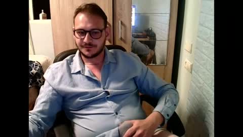 A... online show from April 18, 2026, 9:04 pm