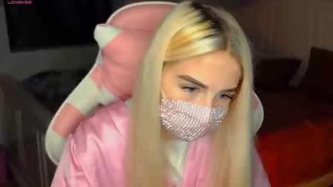 Snapshot of your___barbie chatting on January 5, 2025, 9:03 pm Barbie online show from January 5, 2025, 9:03 pm