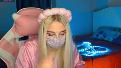 Snapshot of your___barbie chatting on January 7, 2025, 5:54 am Barbie online show from January 7, 2025, 5:54 am