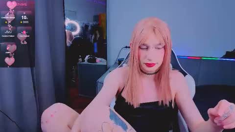 your_cute_aisha online show from September 22, 2025, 5:48 pm