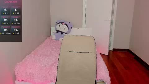 your_cute_aisha online show from September 28, 2025, 6:02 pm