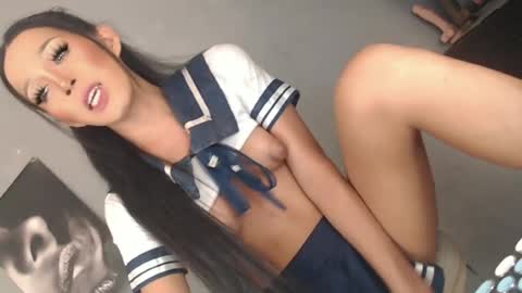 LARA online show from June 18, 2026, 1:48 pm