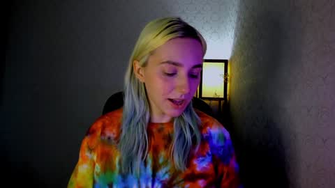 Snapshot of your_godesses chatting on December 13, 2024, 6:10 am Cora online show from December 13, 2024, 6:10 am