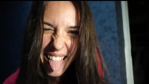 Meri  online show from November 5, 2025, 9:15 pm