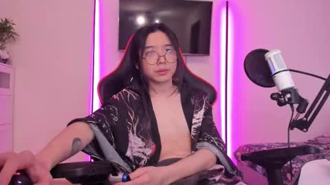 Snapshot of your_little_twink chatting on November 28, 2025, 10:07 am Han online show from November 28, 2025, 10:07 am