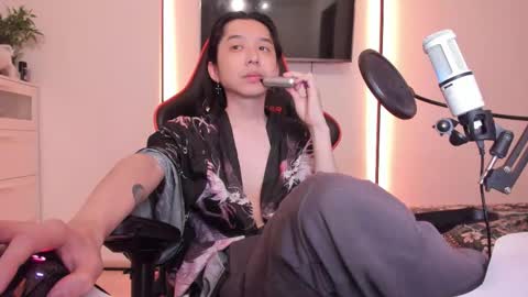 Snapshot of your_little_twink chatting on November 30, 2025, 11:42 pm Han online show from November 30, 2025, 11:42 pm