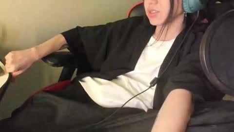 Snapshot of your_little_twink chatting on February 12, 2026, 9:54 pm Han online show from February 12, 2026, 9:54 pm