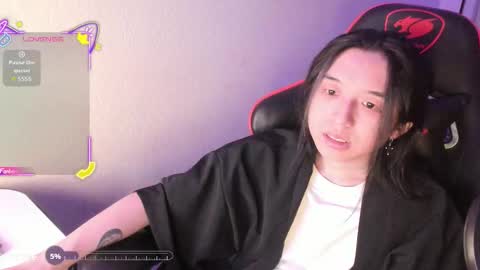 Snapshot of your_little_twink chatting on March 4, 2026, 9:43 pm Han online show from March 4, 2026, 9:43 pm