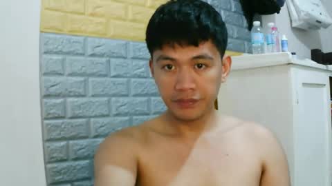 your_love_miaka online show from January 15, 2026, 11:52 pm