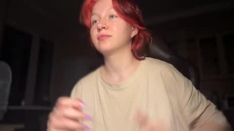 Mia online show from June 7, 2026, 4:33 pm