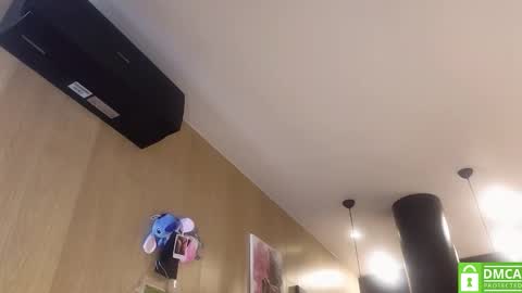 Alice  online show from February 6, 2025, 3:48 am