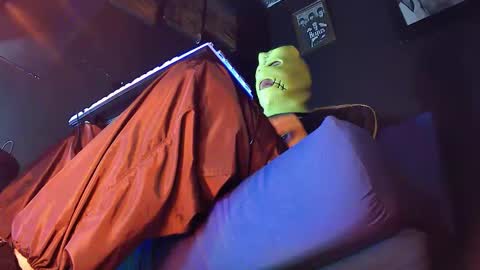 Snapshot of your_punishment chatting on December 30, 2024, 1:58 am Miss Sarah online show from December 30, 2024, 1:58 am