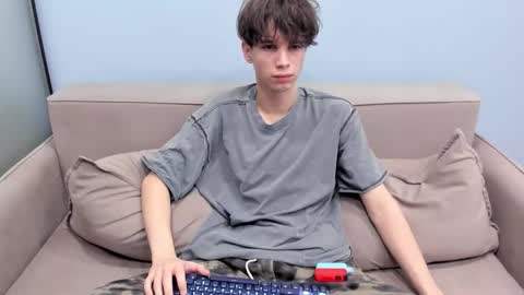 Snapshot of your_shy_guy chatting on February 9, 2026, 6:56 pm your_shy_guy online show from February 9, 2026, 6:56 pm