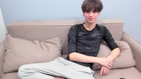 Snapshot of your_shy_guy chatting on February 12, 2026, 7:31 pm your_shy_guy online show from February 12, 2026, 7:31 pm