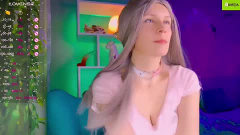 your_spring online show from October 28, 2025, 11:29 pm