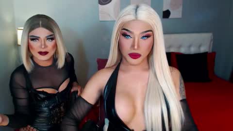 Snapshot of your_truly_goddess143 chatting on November 16, 2025, 7:14 am TRICXIEBELLE online show from November 16, 2025, 7:14 am