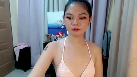 Snapshot of yourangelictransgirl chatting on December 10, 2024, 6:28 pm Hi its me Yna online show from December 10, 2024, 6:28 pm