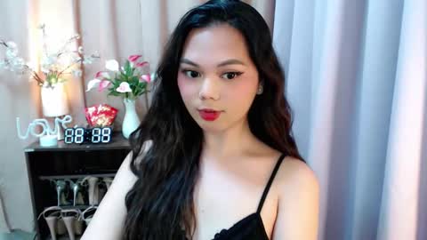Snapshot of yourangelictransgirl chatting on September 23, 2025, 12:19 pm Hi its me Yna online show from September 23, 2025, 12:19 pm