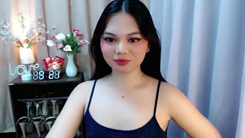 Snapshot of yourangelictransgirl chatting on September 27, 2025, 1:27 pm Hi its me Yna online show from September 27, 2025, 1:27 pm