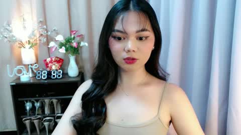 Snapshot of yourangelictransgirl chatting on October 4, 2025, 12:47 pm Hi its me Yna online show from October 4, 2025, 12:47 pm