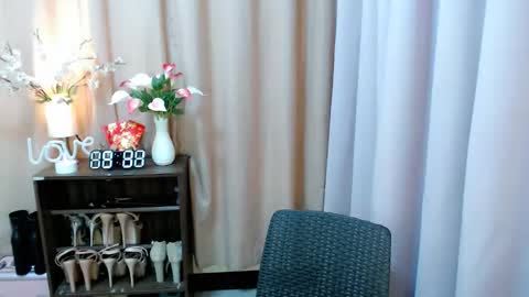 Snapshot of yourangelictransgirl chatting on October 9, 2025, 1:31 pm Hi its me Yna online show from October 9, 2025, 1:31 pm