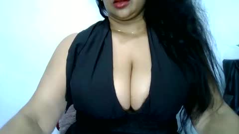 Snapshot of yourashawari chatting on February 17, 2026, 4:02 pm yourashawari online show from February 17, 2026, 4:02 pm