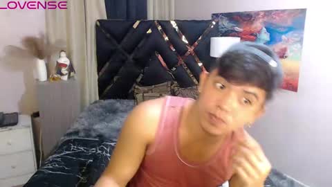 yourasian_bradley online show from October 17, 2025, 1:14 pm