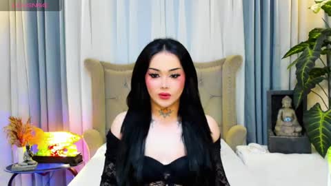 kim online show from May 11, 2026, 2:39 am