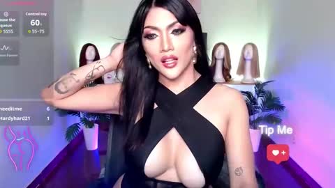 Goddess online show from October 22, 2025, 11:54 am