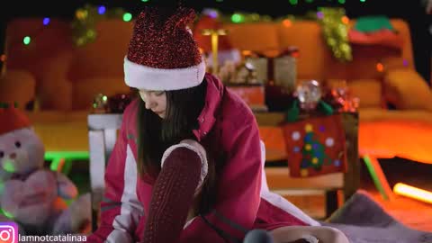 YourBabyPearl online show from December 19, 2025, 8:38 pm