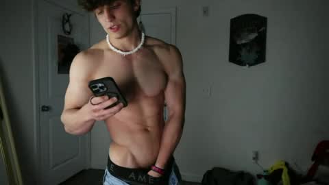 Snapshot of yourbigitalianstallion chatting on June 24, 2026, 1:37 am Ben online show from June 24, 2026, 1:37 am