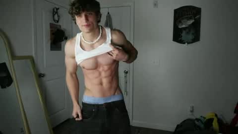 Snapshot of yourbigitalianstallion chatting on June 25, 2026, 1:16 am Ben online show from June 25, 2026, 1:16 am