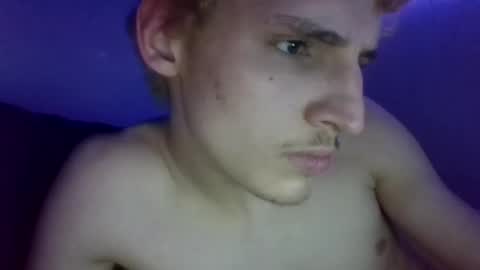 Snapshot of yourbitch1762 chatting on February 17, 2025, 3:25 am yourbitch1762 online show from February 17, 2025, 3:25 am