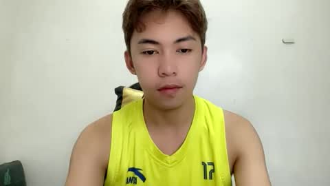 Snapshot of yourcummer_april chatting on June 5, 2026, 5:36 am April online show from June 5, 2026, 5:36 am