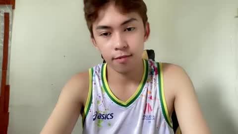 Snapshot of yourcummer_april chatting on June 6, 2026, 7:13 am April online show from June 6, 2026, 7:13 am