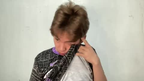 Snapshot of yourcummer_april chatting on June 17, 2026, 12:07 pm April online show from June 17, 2026, 12:07 pm