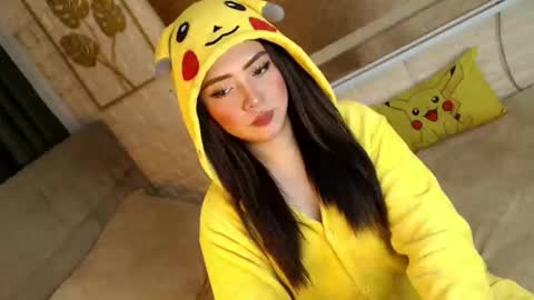 JEN  online show from December 21, 2025, 11:17 am