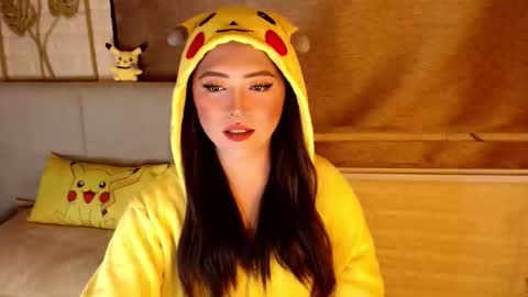 JEN  online show from April 10, 2026, 12:43 pm