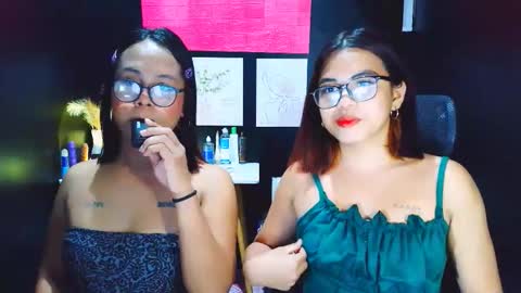 yourdirtygirl_lyla online show from January 8, 2026, 8:27 am