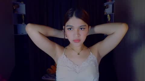 yourdirtygirlxoxo online show from May 5, 2026, 10:01 am