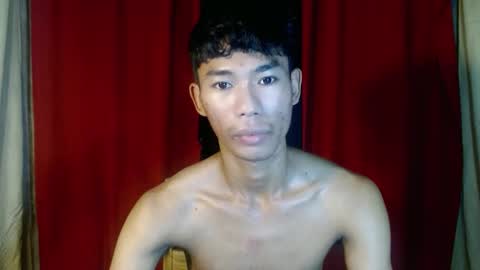 Snapshot of yourdreamboyx chatting on December 4, 2024, 10:02 am Rence online show from December 4, 2024, 10:02 am