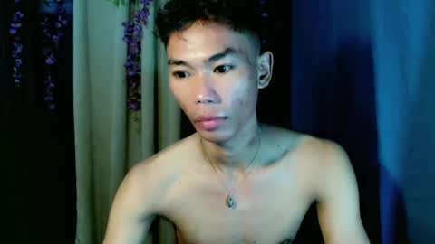 Snapshot of yourdreamboyx chatting on December 31, 2024, 8:04 am Rence online show from December 31, 2024, 8:04 am