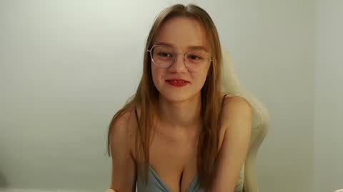 Snapshot of yourdreamray chatting on July 4, 2026, 7:20 pm Lana online show from July 4, 2026, 7:20 pm