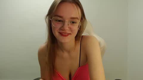 Snapshot of yourdreamray chatting on July 18, 2026, 7:50 pm Lana online show from July 18, 2026, 7:50 pm