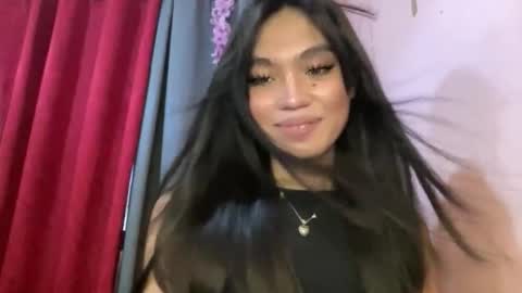 yourehot_sedny online show from April 7, 2026, 4:57 am